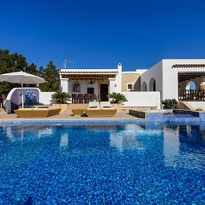 villa-almond.ibizaislandhotels.net/