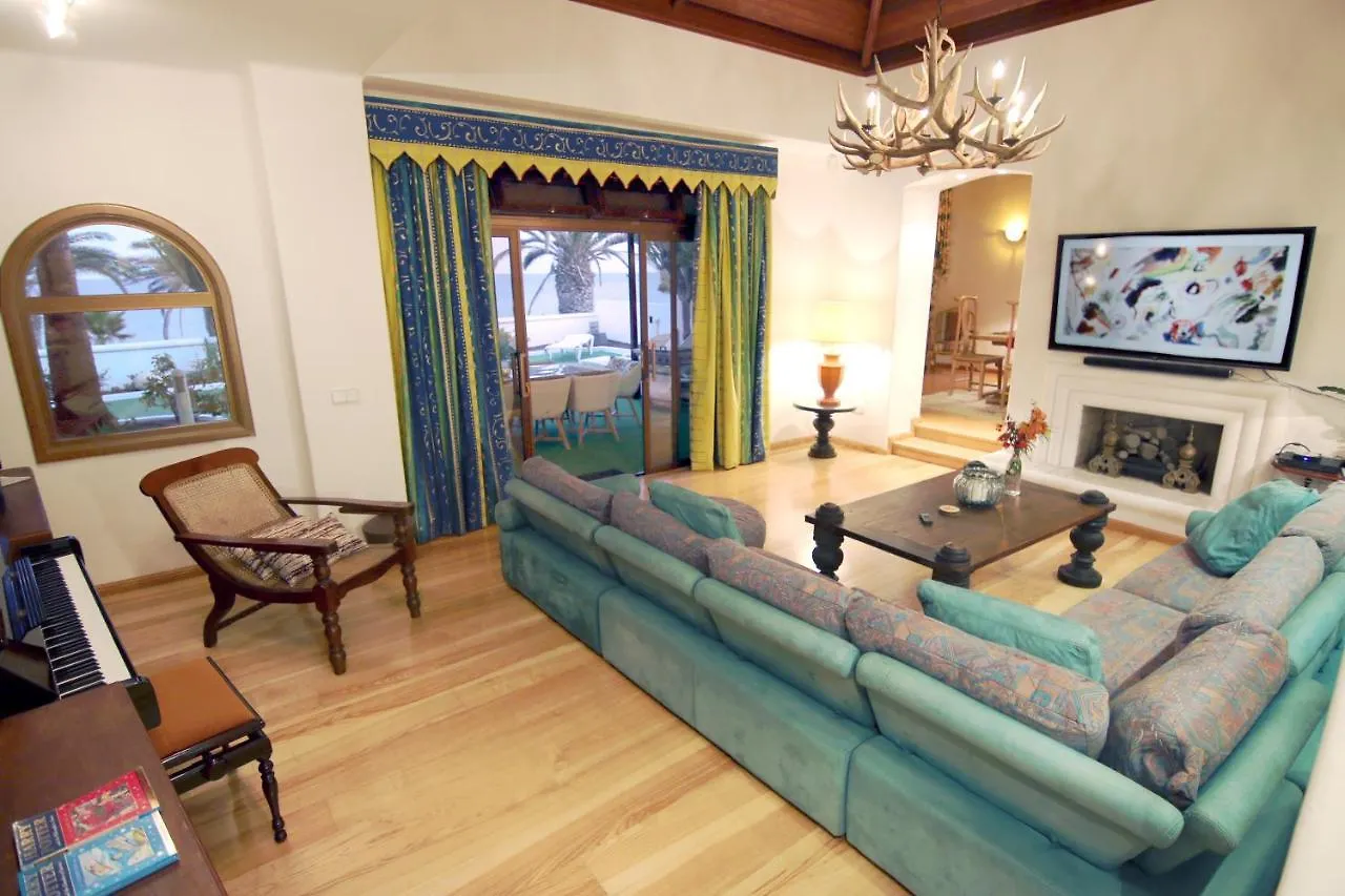 Villa Vista Del Mar - Oceanfront Luxury With Private Pool Costa Teguise