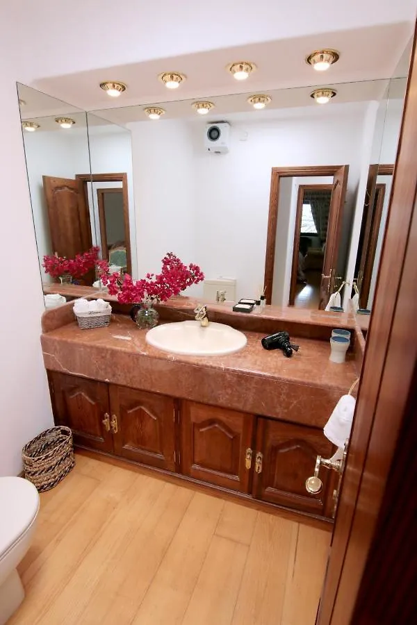 Villa Vista Del Mar - Oceanfront Luxury With Private Pool Costa Teguise