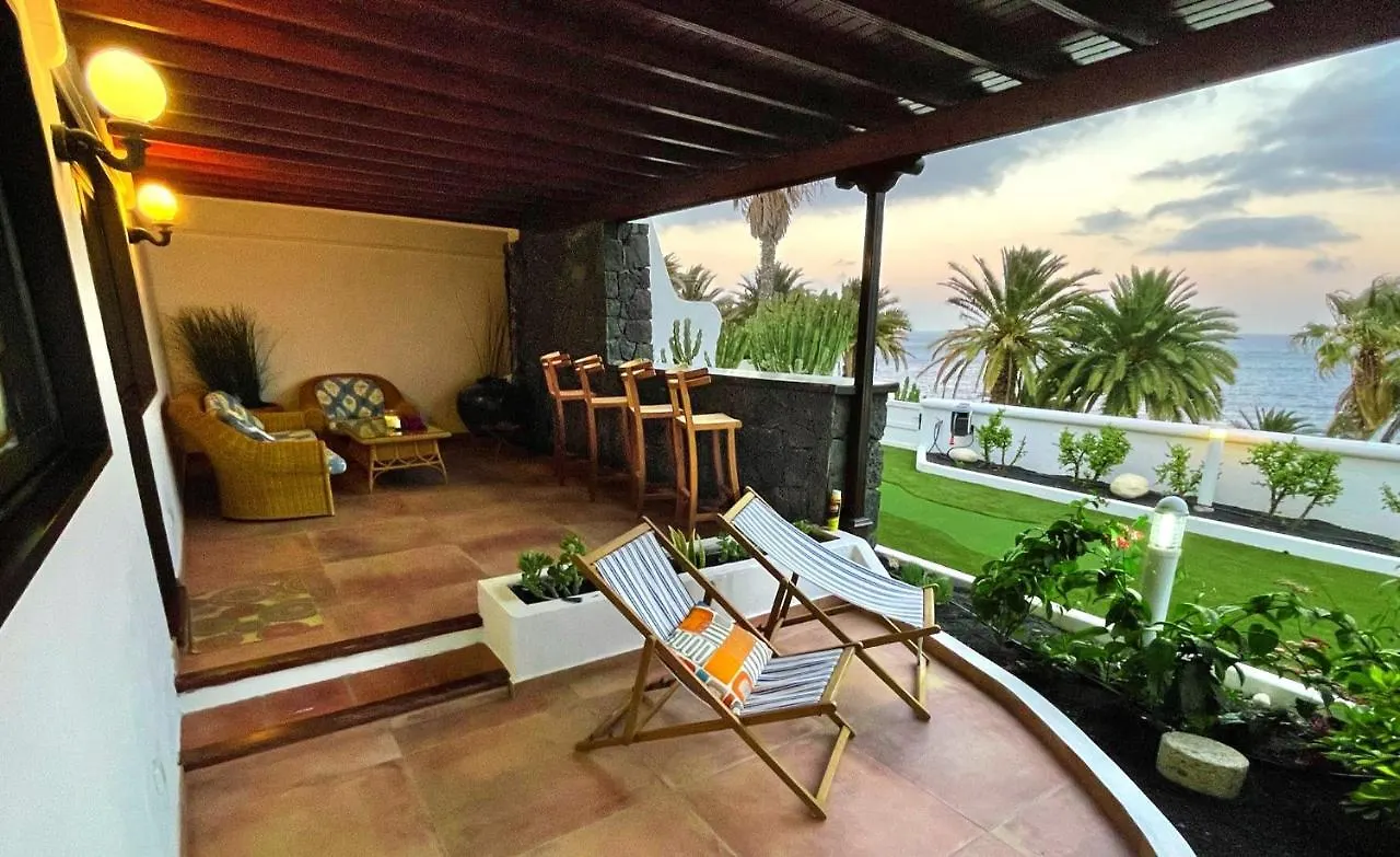 Villa Vista Del Mar - Oceanfront Luxury With Private Pool Costa Teguise